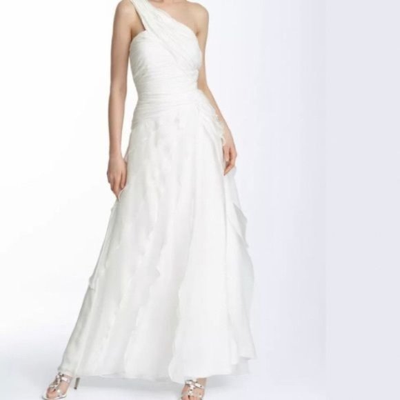 Tadashi Shoji One Shoulder Ivory Chiffon Gown / Wedding Dress Size 12 - Picture 2 of 10